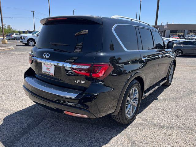 2022 INFINITI QX80 LUXE
