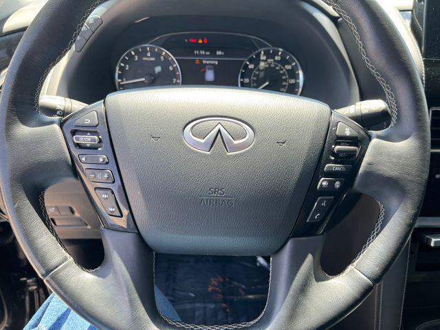 2022 INFINITI QX80 LUXE