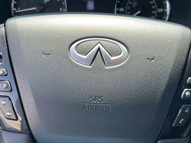 2022 INFINITI QX80 LUXE