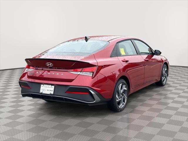 2025 Hyundai Elantra SEL Sport