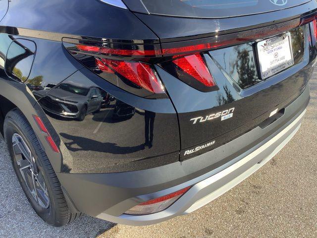 2026 Hyundai Tucson Hybrid Blue SE