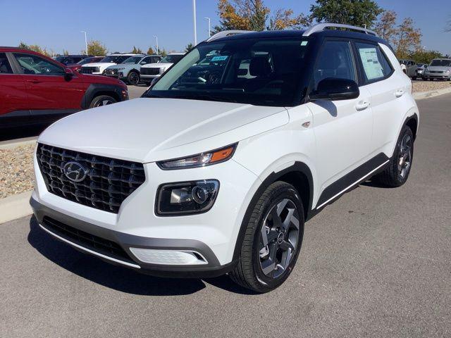 2026 Hyundai Venue SEL w/Two-Tone Roof for sale in AVON, IN