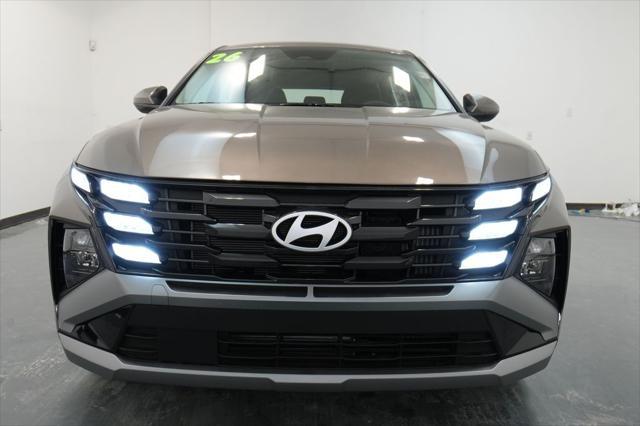 2026 Hyundai Tucson Hybrid Blue SE
