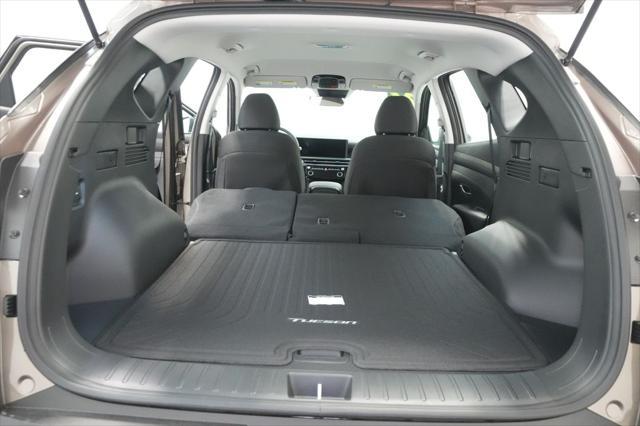 2026 Hyundai Tucson Hybrid Blue SE