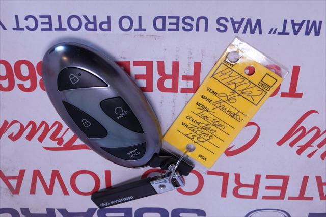 2026 Hyundai Tucson Hybrid Blue SE