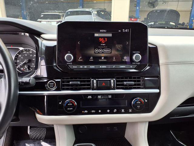 2024 Nissan Pathfinder SV 4WD