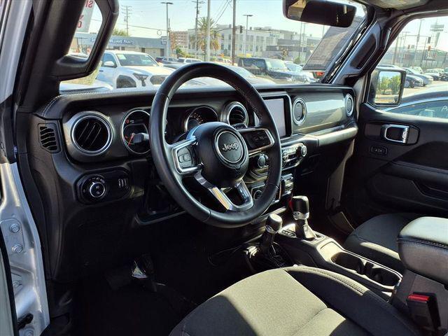 2023 Jeep Gladiator Overland
