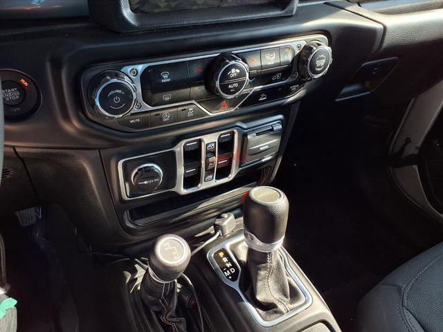 2023 Jeep Gladiator Overland