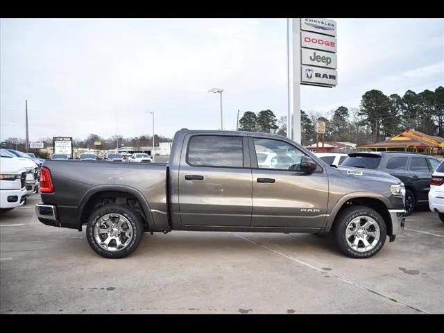 2025 RAM 1500 Lone Star Crew Cab 4x4 57 Box