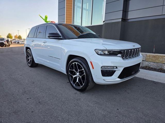 2022 Jeep Grand Cherokee Summit Reserve 4x4 2022 Jeep Grand Cherokee Summit Reserve 4x4