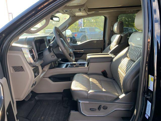 2025 Ford F-450 Platinum