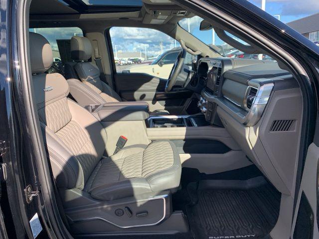 2025 Ford F-450 Platinum