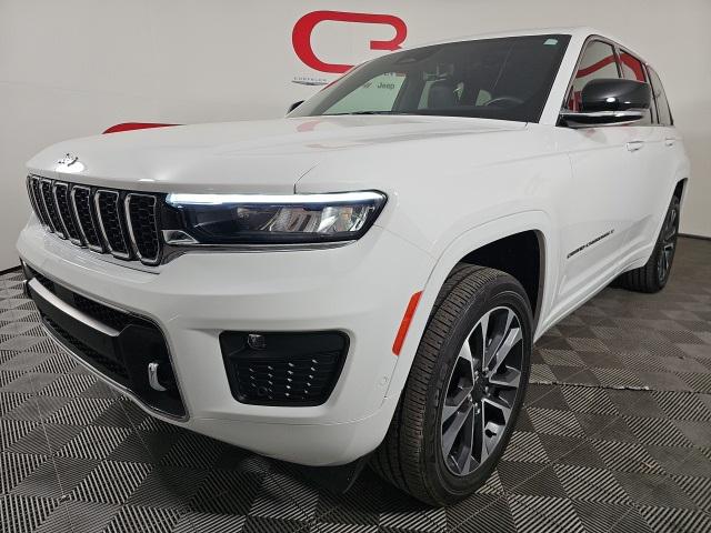 2023 Jeep Grand Cherokee Overland 4x4 2023 Jeep Grand Cherokee Overland 4x4