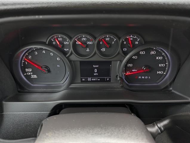 2022 Chevrolet Silverado 1500 4WD Crew Cab Short Bed Custom