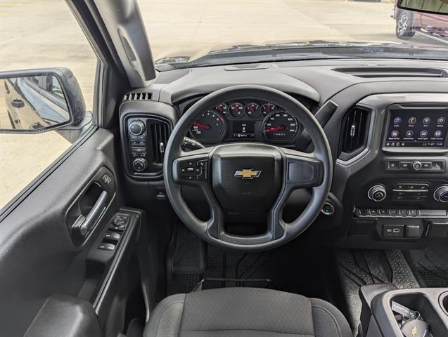 2022 Chevrolet Silverado 1500 4WD Crew Cab Short Bed Custom
