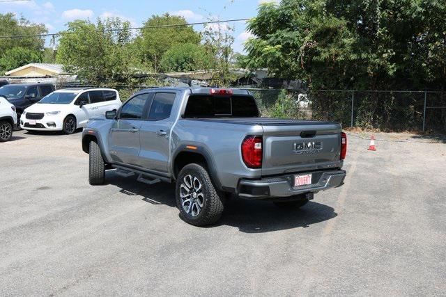 2024 GMC Canyon 4WD AT4