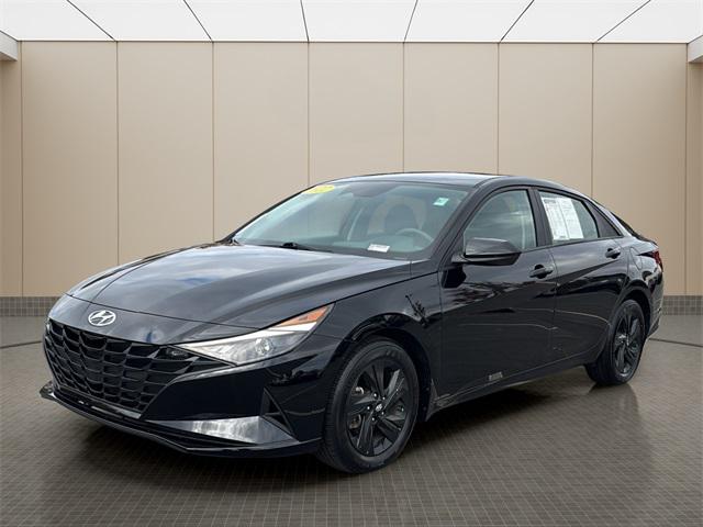 2022 Hyundai Elantra SEL 2022 Hyundai Elantra SEL