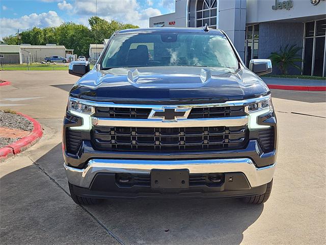 2022 Chevrolet Silverado 1500 4WD Crew Cab Standard Bed LT