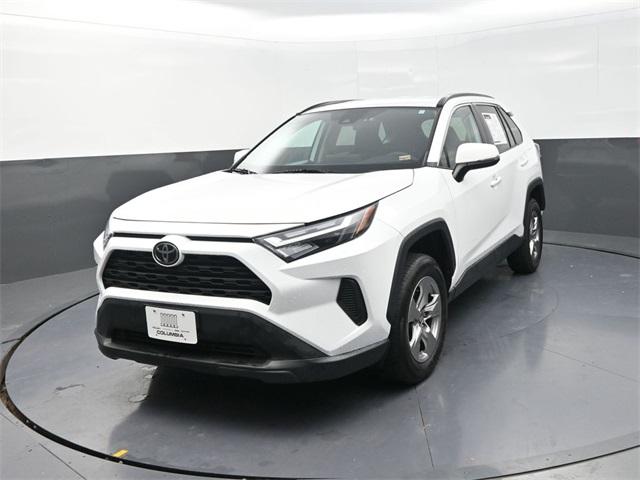 2022 Toyota RAV4 XLE 2022 Toyota RAV4 XLE