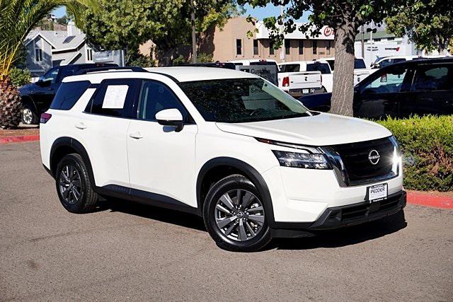2023 Nissan Pathfinder SV FWD 2023 Nissan Pathfinder SV FWD