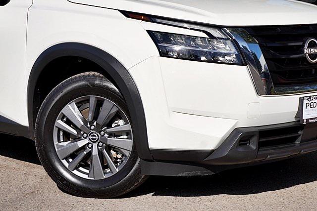 2023 Nissan Pathfinder SV FWD 2023 Nissan Pathfinder SV FWD