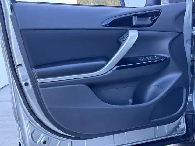 2025 Mitsubishi Eclipse Cross LE S-AWC