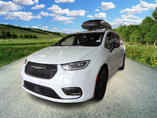 2025 Chrysler Pacifica PACIFICA SELECT