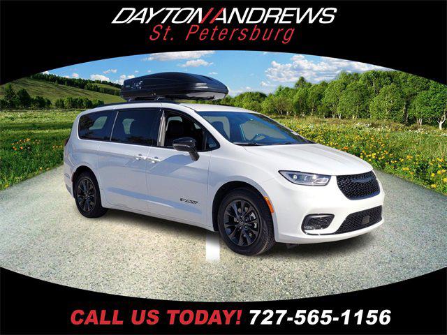 2025 Chrysler Pacifica PACIFICA SELECT