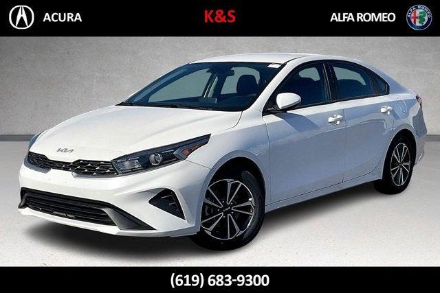 2022 Kia Forte LXS 2022 Kia Forte LXS