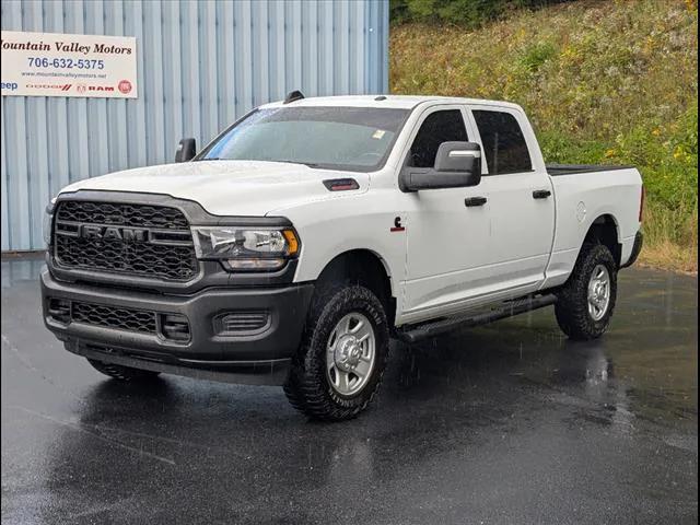 2023 RAM 2500 Tradesman Crew Cab 4x4 64 Box