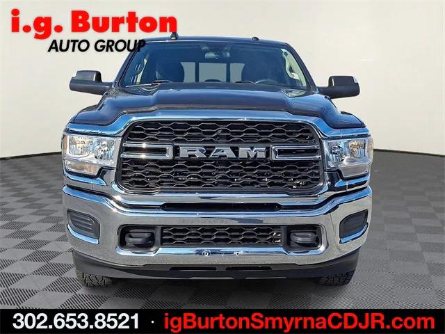 2020 RAM 2500 Tradesman Crew Cab 4X4 64 Box 2020 RAM 2500 Tradesman Crew Cab 4X4 64 Box
