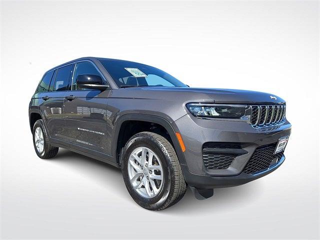 2025 Jeep Grand Cherokee Laredo X 4x4