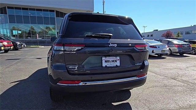 2025 Jeep Grand Cherokee Laredo X 4x4
