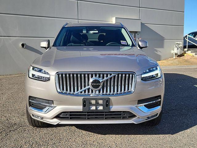 2025 Volvo XC90 B6 Core
