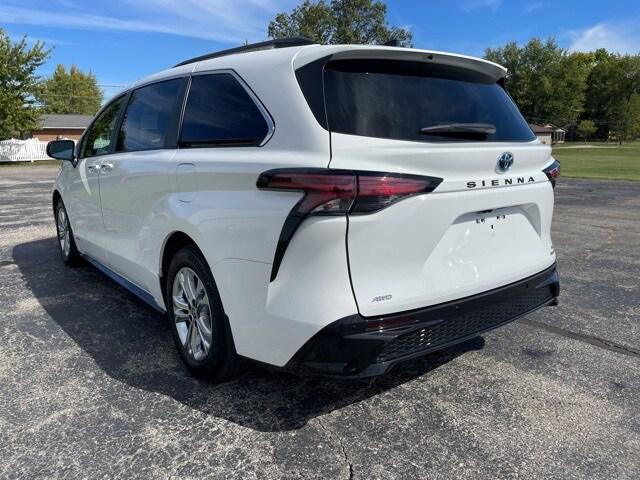 2021 Toyota Sienna XSE 2021 Toyota Sienna XSE