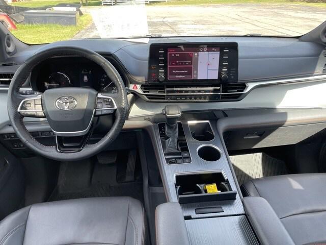 2021 Toyota Sienna XSE 2021 Toyota Sienna XSE