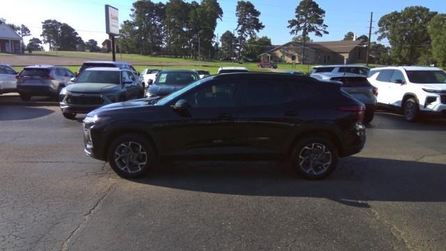 2024 Chevrolet Trax FWD LT