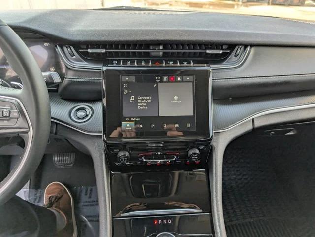 2023 Jeep Grand Cherokee L Laredo 4x4 2023 Jeep Grand Cherokee L Laredo 4x4