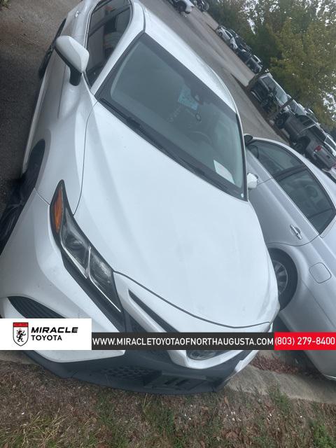2018 Toyota Camry SE