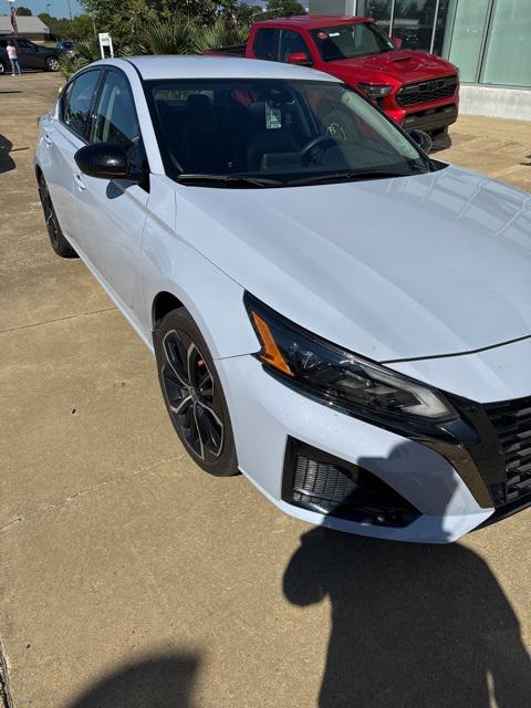 2024 Nissan Altima SR FWD