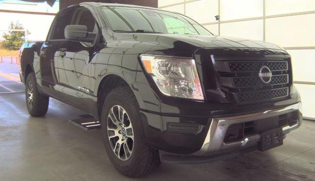 2023 Nissan TITAN Crew Cab SV 4x4 2023 Nissan TITAN Crew Cab SV 4x4