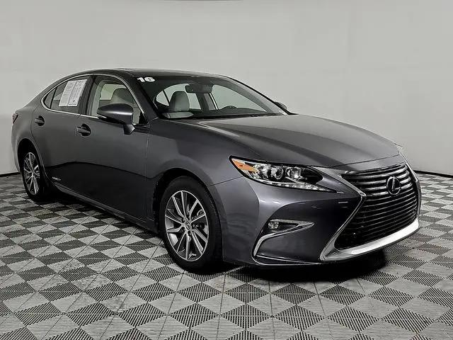 2016 Lexus ES 300h ES 300h