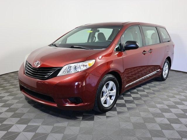 2015 Toyota Sienna L 7 Passenger
