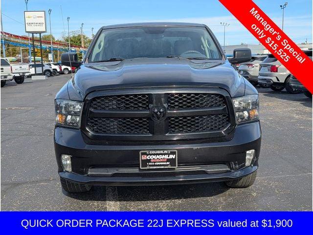 2017 RAM 1500 Express Crew Cab 4x4 57 Box