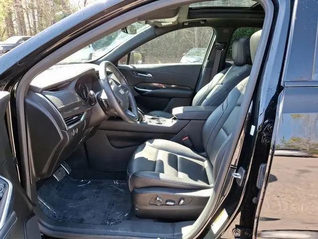2023 Cadillac XT4 FWD Sport