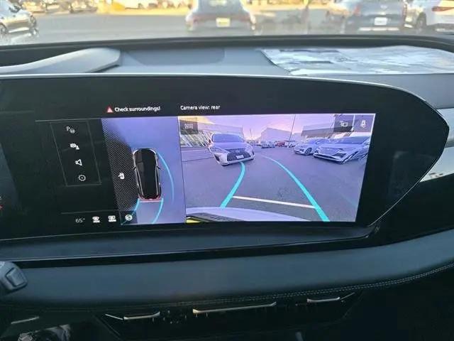 2025 Audi Q6 e-tron Premium Plus