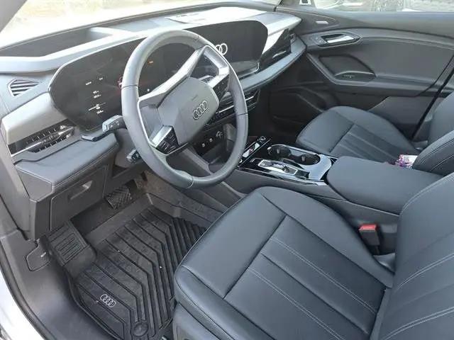 2025 Audi Q6 e-tron Premium Plus