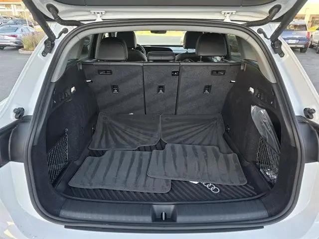 2025 Audi Q6 e-tron Premium Plus