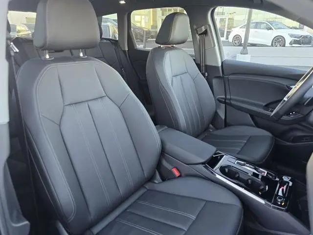 2025 Audi Q6 e-tron Premium Plus