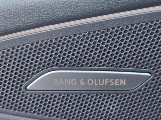 2025 Audi Q6 e-tron Premium Plus
